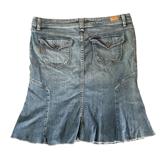 Paige | Women's Medium Blue Denim Pico Jean Skirt, trumpet flare, pockets, sz 32 - Picture 3 of 13
